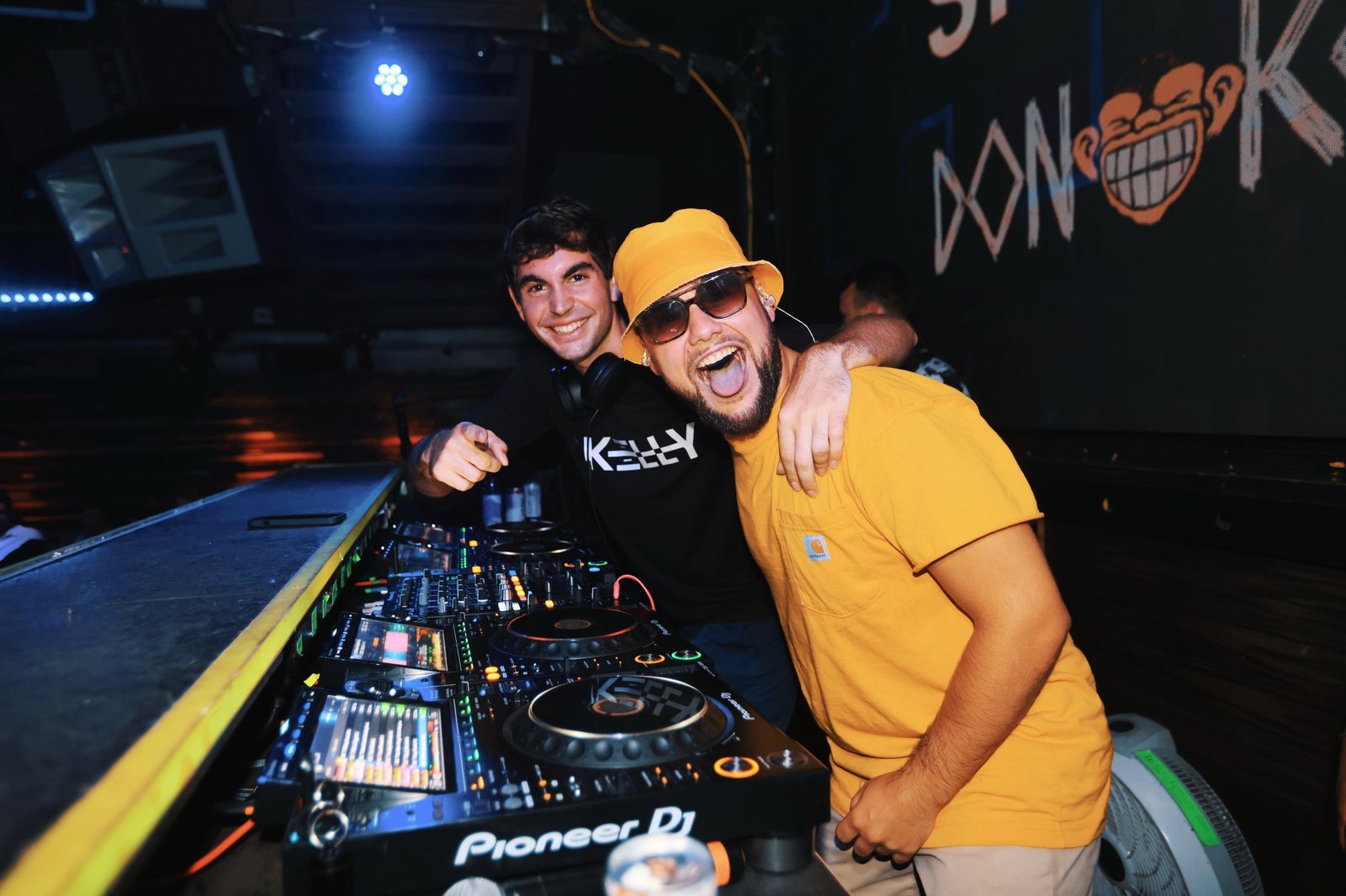 Skelly and Don Kon
